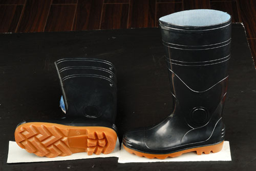 709 safety boot with steel toe cap