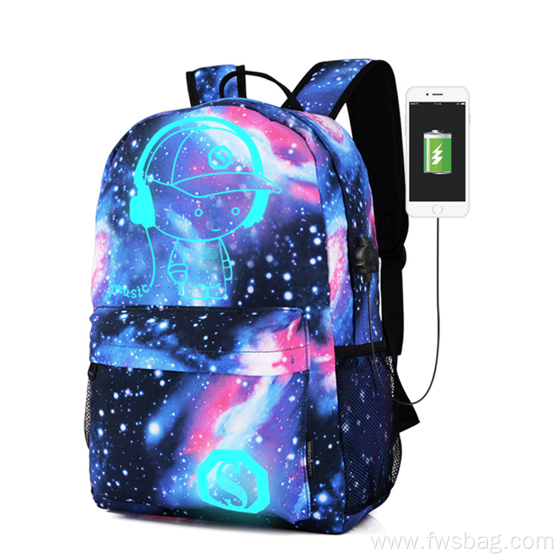 Outdoor Daypack School Backpack With USB Charing Port