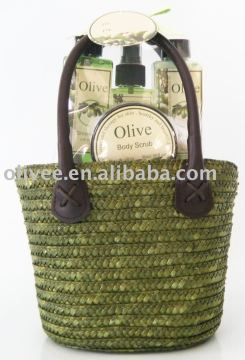 Bath gift set(body lotion,shower gel, body spray, body scrub)