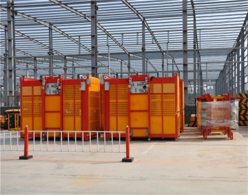 China Factory Price Construction Site Material Hoist Lifts For Building series construction hoist