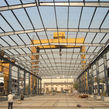 Steel Structure Warehouse, Made of H Section Steel/Steel Purlin/Steel Sheeting or Sandwich Panel