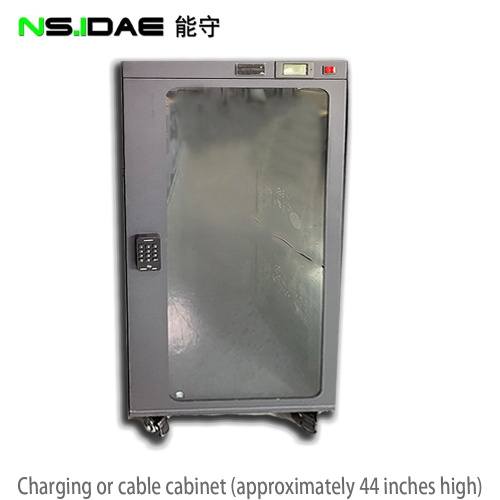 Charging cabinet with cooling fan