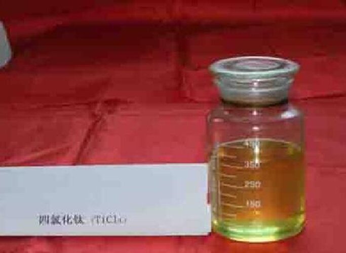 Chlorure de titane (iv) 99,9%