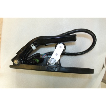 Electronic Accelerator Pedal 37B3057 for Liugong 50CN/855N/856H Wheel Loader with Cummins Engine Spare Parts