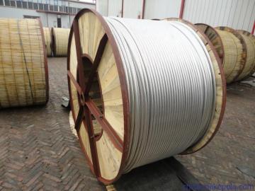 ACSR conductor with BS215 Standard