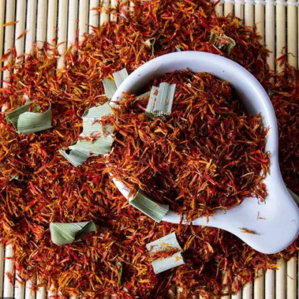 safflower petals flower tea