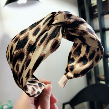 2020 Leopard Hairbands Women Bow Cross Twist Knot Headbands Girls Hair Hoop Headwear Turban Fashion Hair Accessories