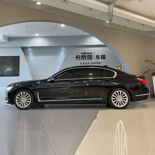 2019 BMW 730LI 2,0T Бензин