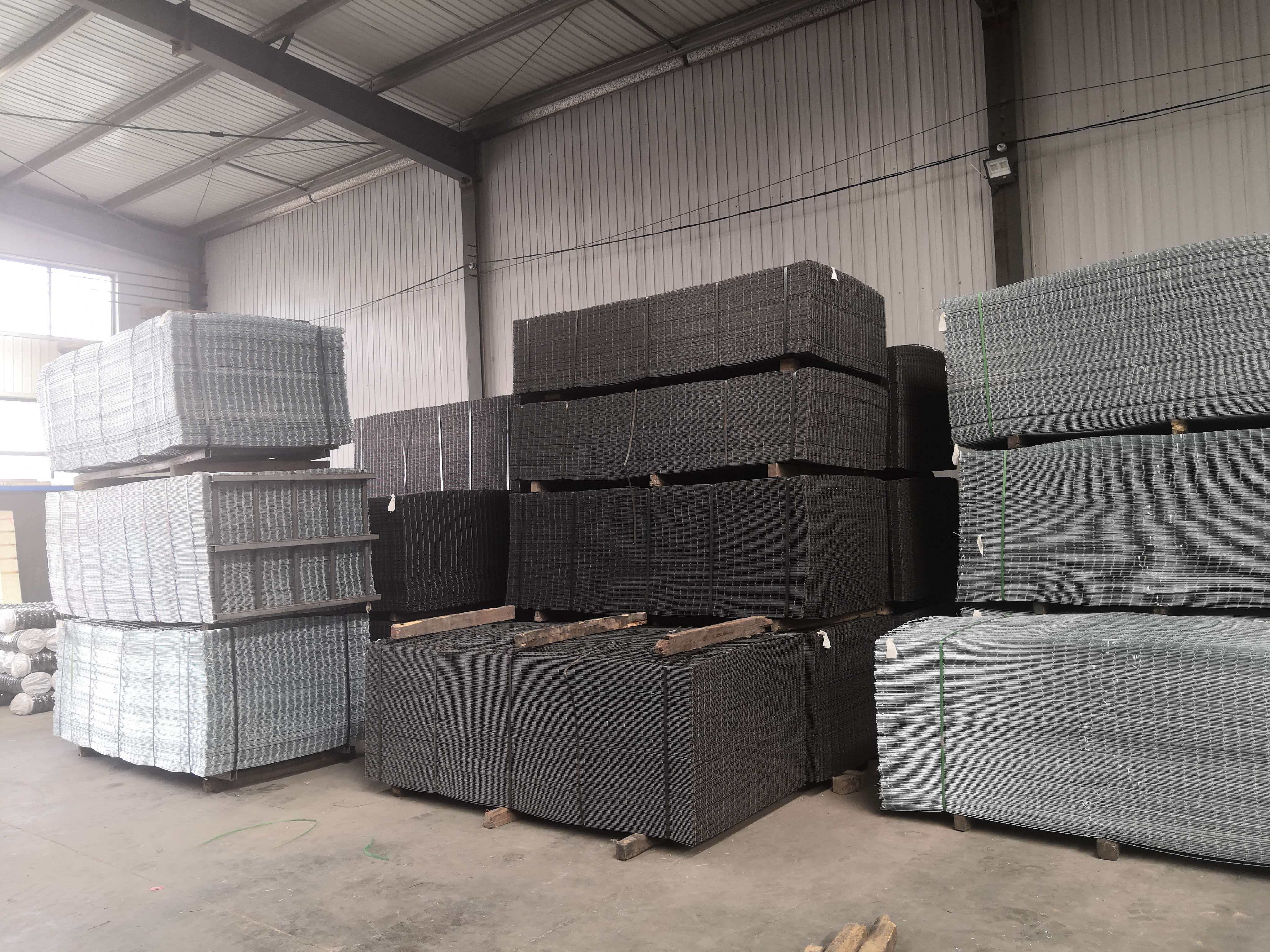 Paneles de malla de alambre soldado de alta calidad fabricados en China