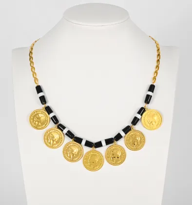 Gold Diamond Necklace with Coin Pendant for Party in Dubai