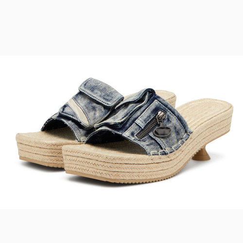 Women's Chunky Heel Grass Weaved Sandals with Platform