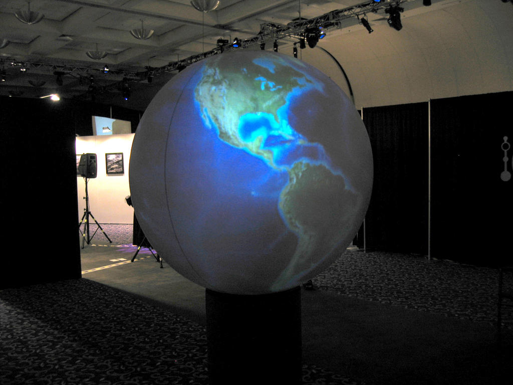 Indoor P3 Full-color Spherical Led Globe Display Screen