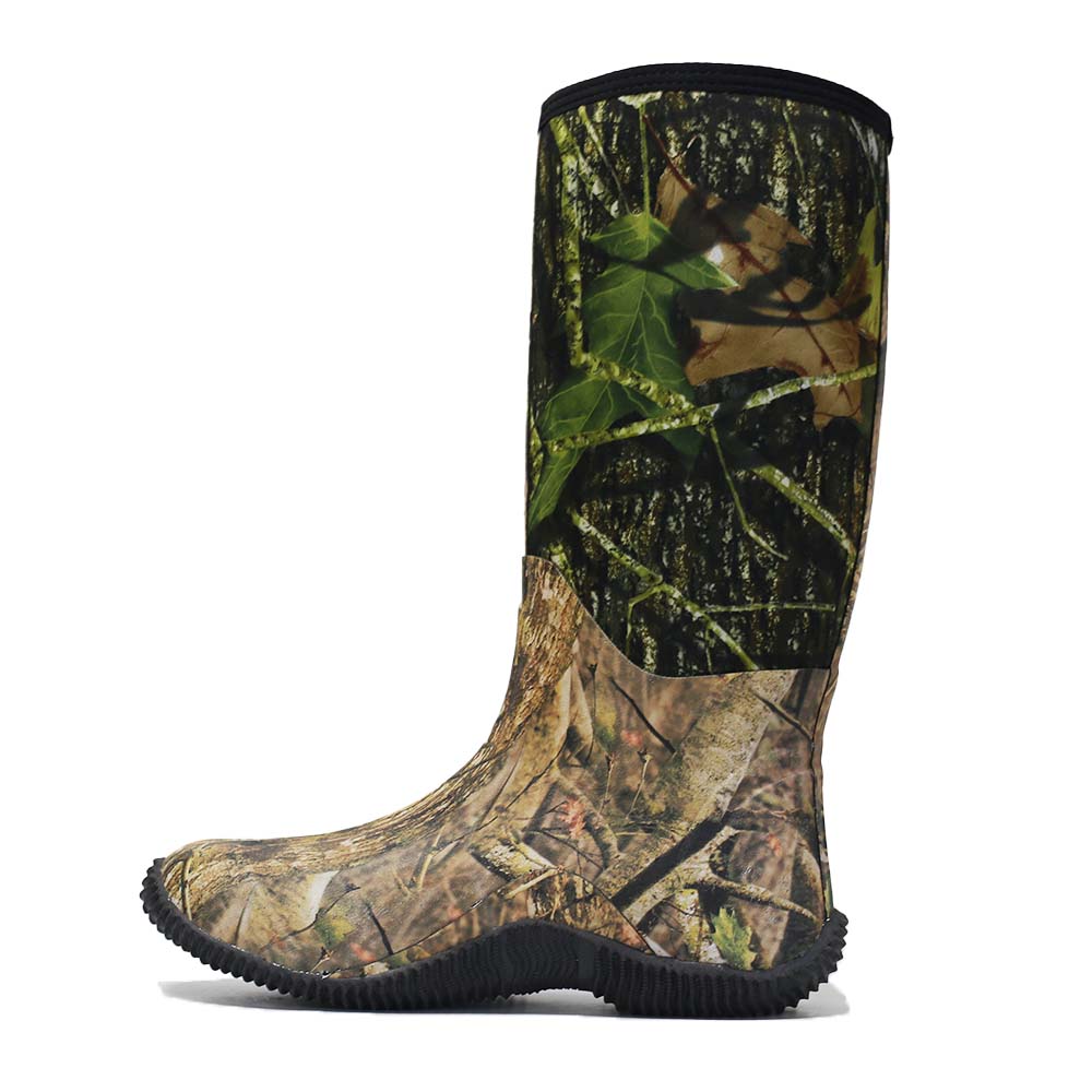 Magaan na camouflage hunting boots