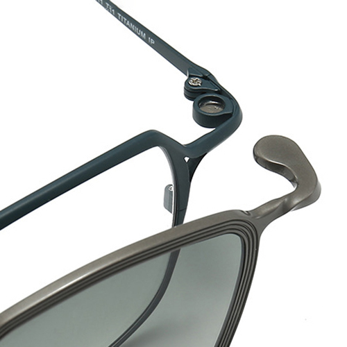 Square Magnetic Clip-On Titanium Sunglasses