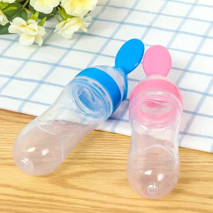 Silicone extrusion feeding spoon baby rice cereal silicone bottle soft silicone spoon cereal feeder