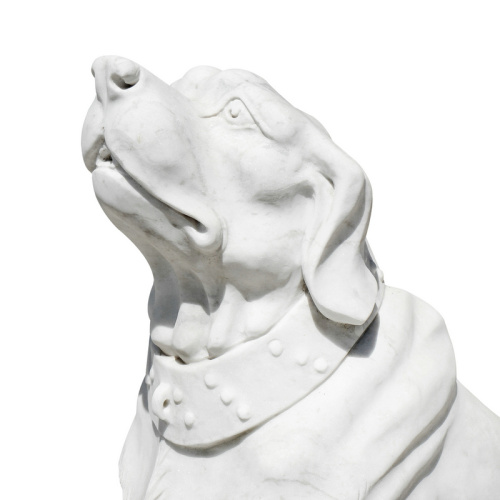 エレガントな座っている犬の彫刻手作りの白い大理石