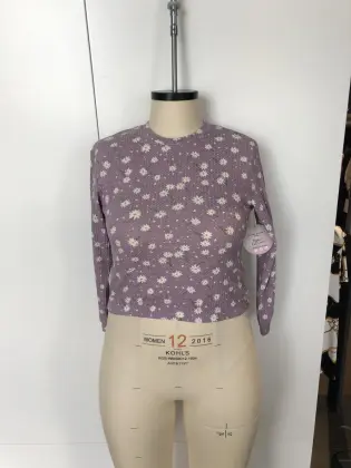 Rowan round neck with small floral long sleeves