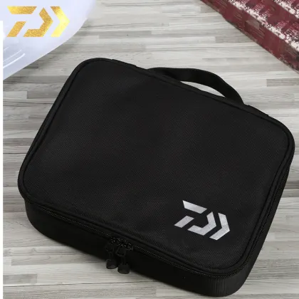 DAIWA Fishing Bag Outdoor Men's Fishing Reel Fishing Tackle Bag Multifunctional Bait Equipment Storage Bag