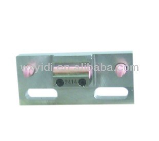 Interlacer for textile machine