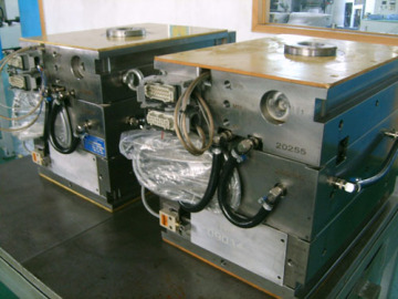 Plastic Injection Mould, Hot Runner System (yudo, hasco)
