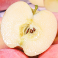 Blush na-acha ọbara ọbara na-acha ọbara ọbara Fuji Apple