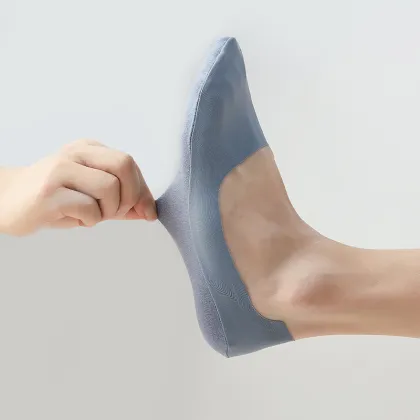 Men's Fashionable No Show Boat Socks: Ice Silk, Breathable, and Anti-Bacterial