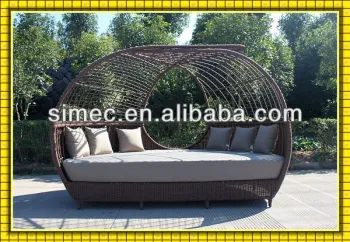outdoor rattan daybed with canopy