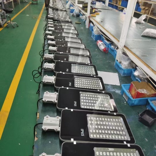 Top lithium battery solar street light