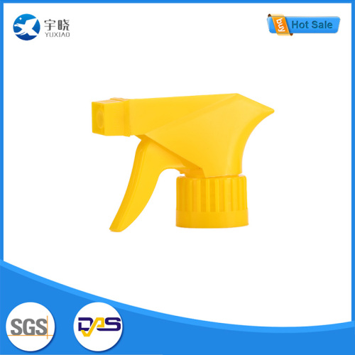 Желтый пластиковый распылитель с регулируемым соплом