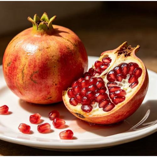 الرمان الطازج للاستهلاك اليومي