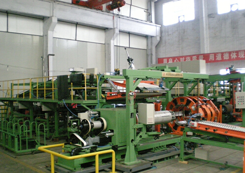 Single Stage TBR (Truck Bus Radial) All Steel Radial Tire Tyre Building Machine (2 drums)
