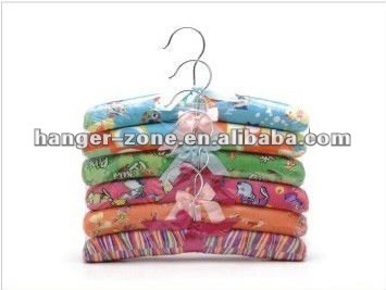 Canvas paded clothes hanger