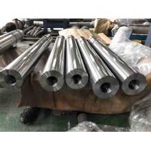 Bimetallic barrel for injection moulding machine