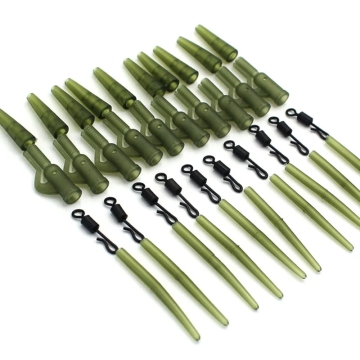 Carp Fishing Rigs Kit: Coarse Fish Tackle Equipment