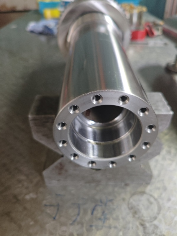 Hollow ball screws