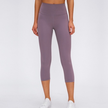 legging feminina de cintura alta cortada