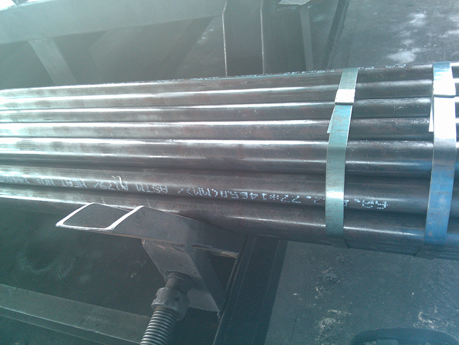 DIN 17175 ST45.8 seamless steel tube for boiler