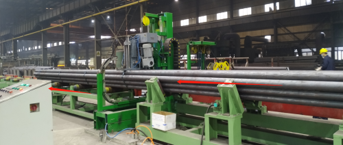 Pipe palletizing and strapping machine