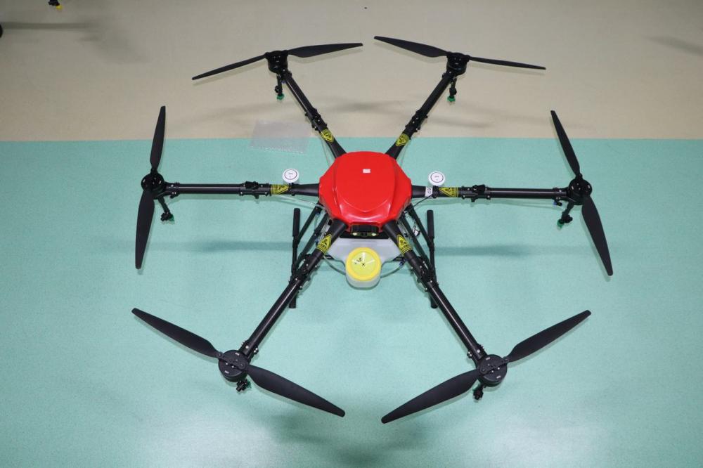 Avión agrícola 6 eje 16L rociador de cultivo de drones