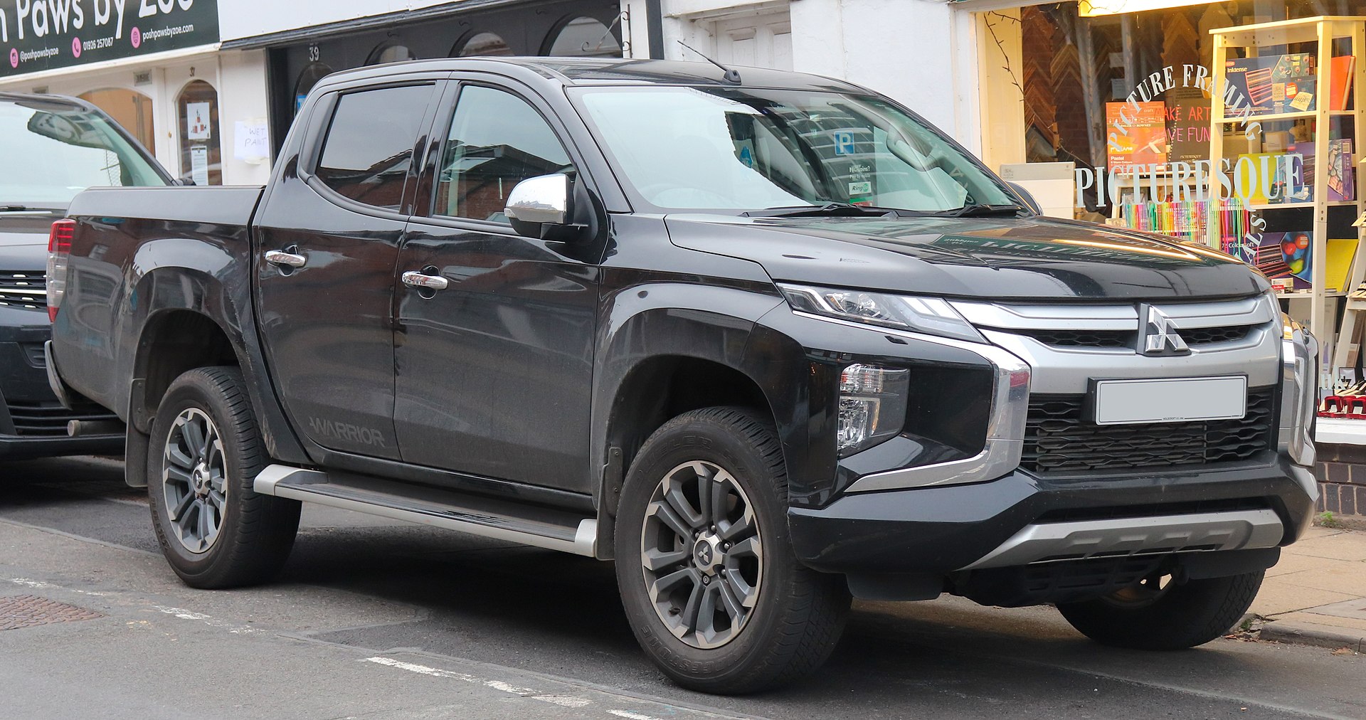 2019_Mitsubishi_L200