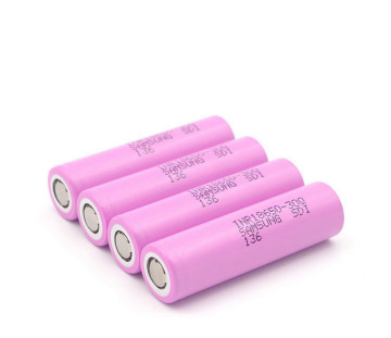 Batteria agli ioni di litio 18650 3,7 V 3000 mAh 12,95 Wh
