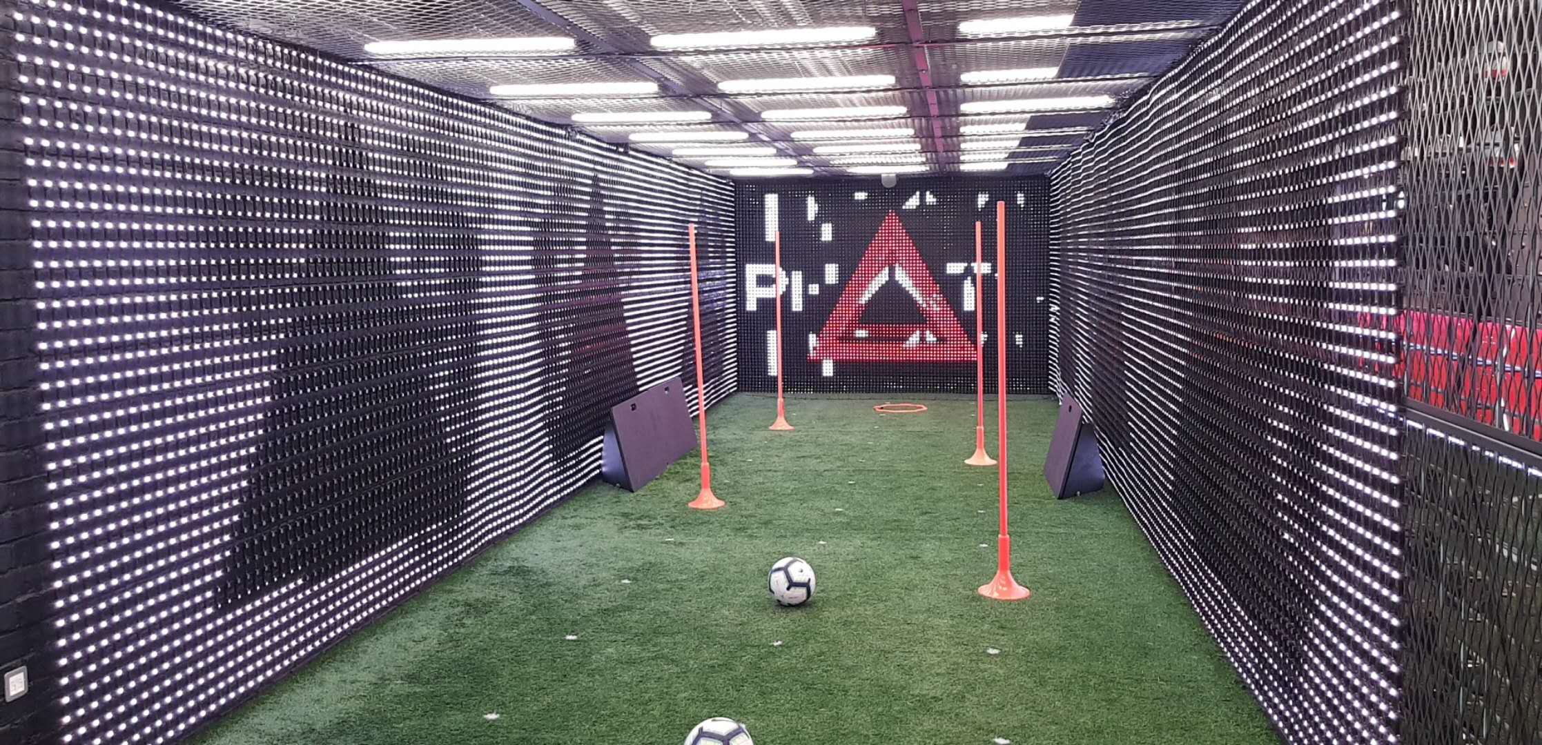 M1 LED Mesh Screen (10)