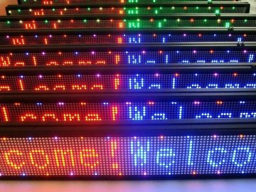 P10 / P12 2r1g Ac220v / 110v Tri Color Led Message Display Screen For Advertising Media