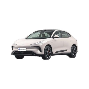 SAIC IM LS6 2023: auto sportiva elettrica 4WD di alta potenza