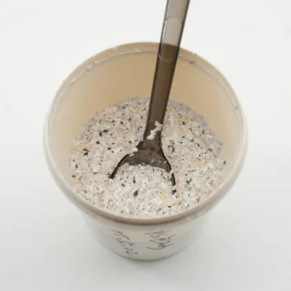 Stone effect spray paint