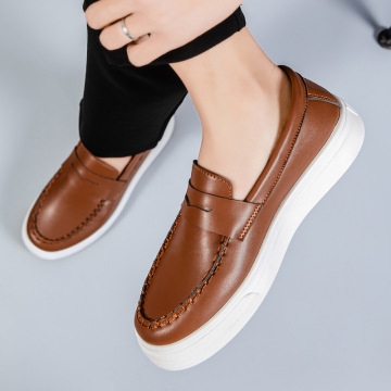 Hot Selling Low Cut Breathable Flat Shoes for Men - Plus Size Loafers Slip-on Walking Shoes
