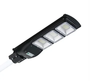 Green energy-saving solar street light