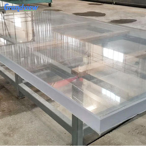 Clear acrylic glass for swimming pools