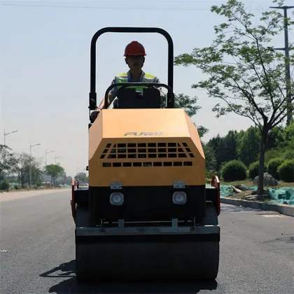 Gasoline Type 1.5Ton Small Construction Equipment Roller