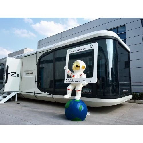 Space Capsule House Z5 na sprzedaż